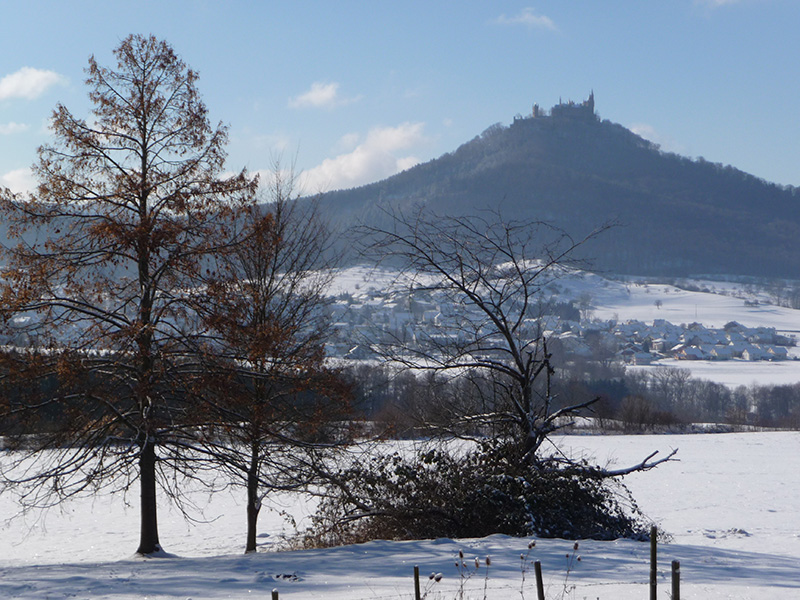 Winterblick auf Hohenzollern Alb bei Hechingen